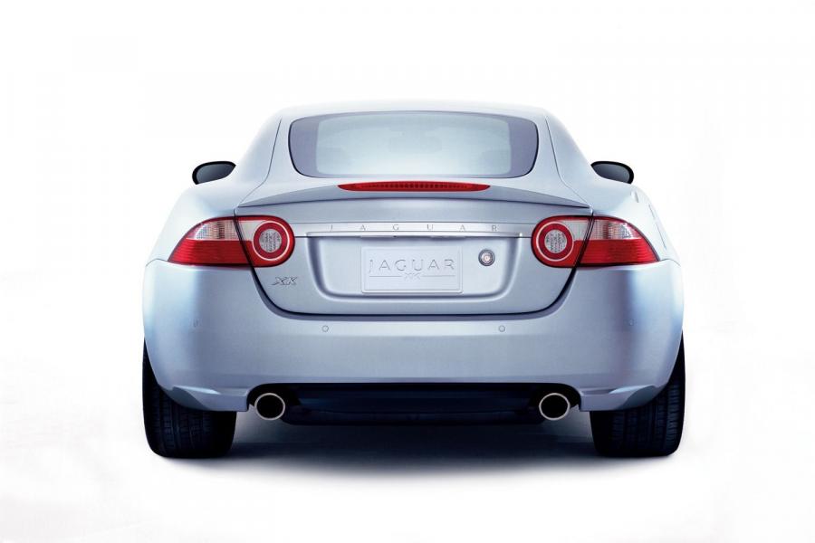  Jaguar XK 2005 года  (фото 12 из 28)